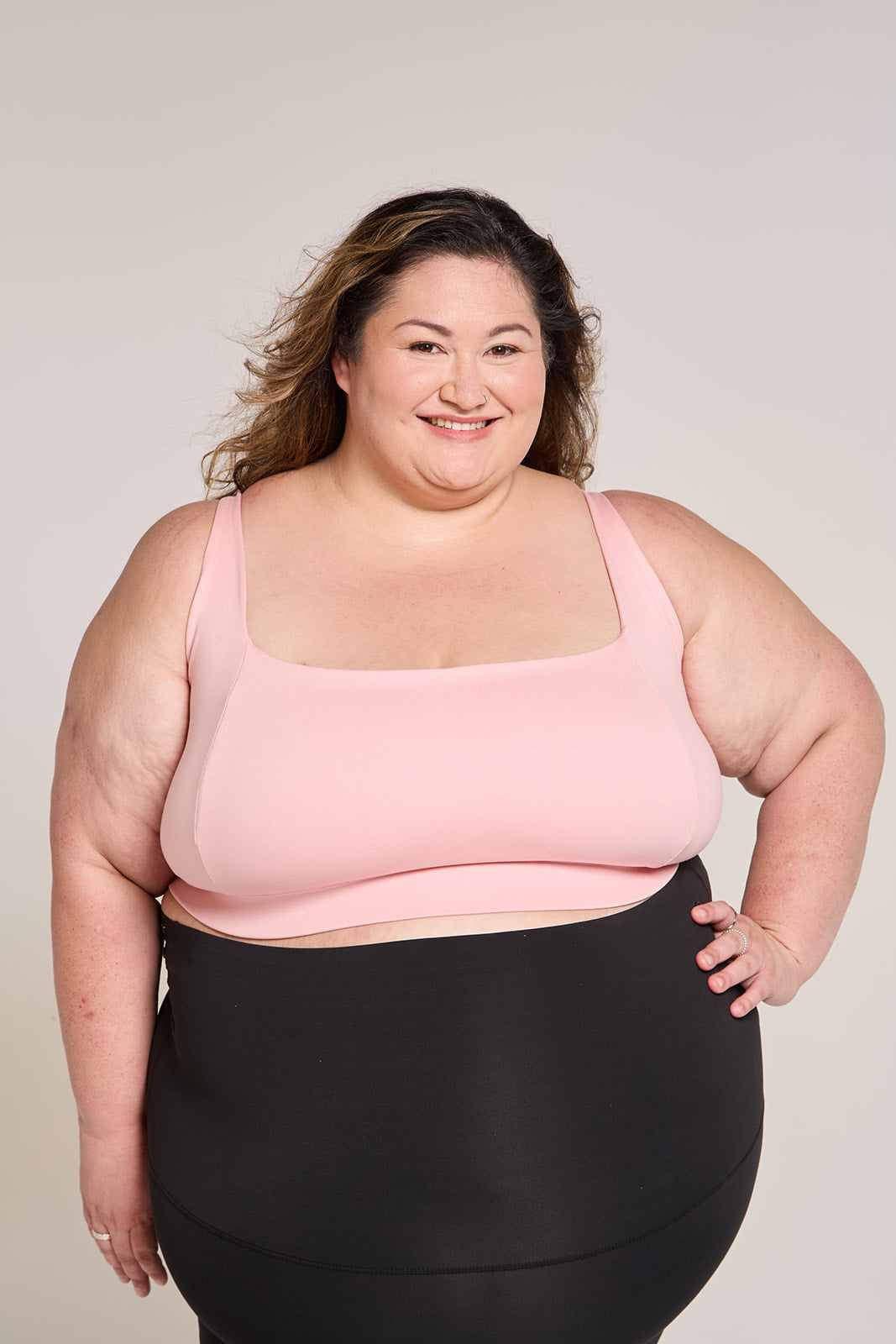 Chrislyn wears size 28 (usually 28J)